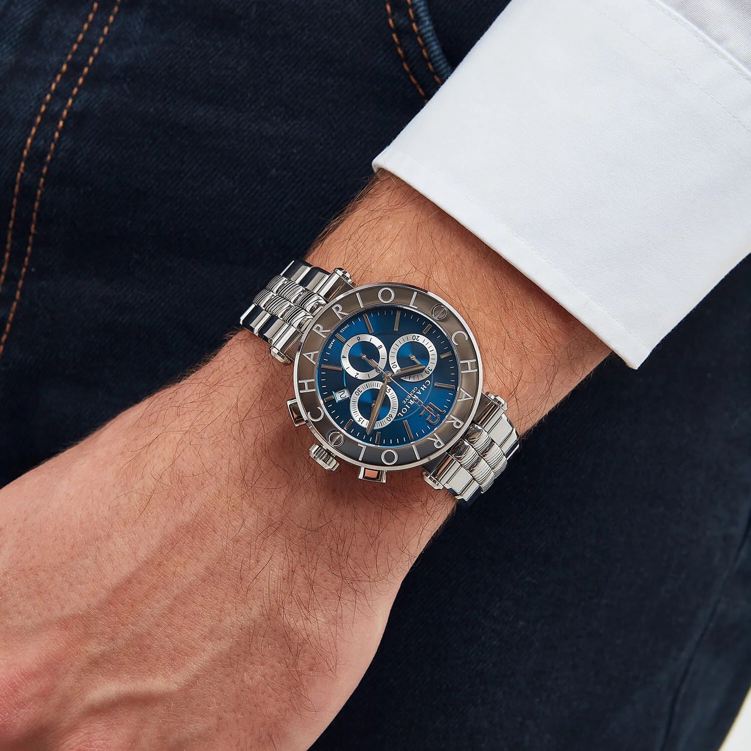 NAVIGATOR CRUISE, 41MM, CUARZO CRONÓGRAFO CALIBRE, AZUL CON 3 ESPEJOS DE RODIO Y DIAL INDEX, ACERO "CHARRIOL CHARRIOL " CON 2 TORNILLOS BEZEL, ACERO METAL PULSERA INTERCAMBIABLE - © 2024 Charriol - Reloj