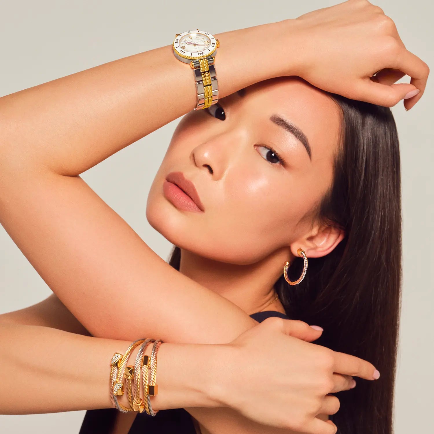 NAVIGATOR SURF, 36MM, CALIBRE AUTOMÁTICO, ESFERA BLANCA, BISEL BLANCO, PULSERA INTERCAMBIABLE ACERO BICOLOR - Charriol Geneve - Relojes