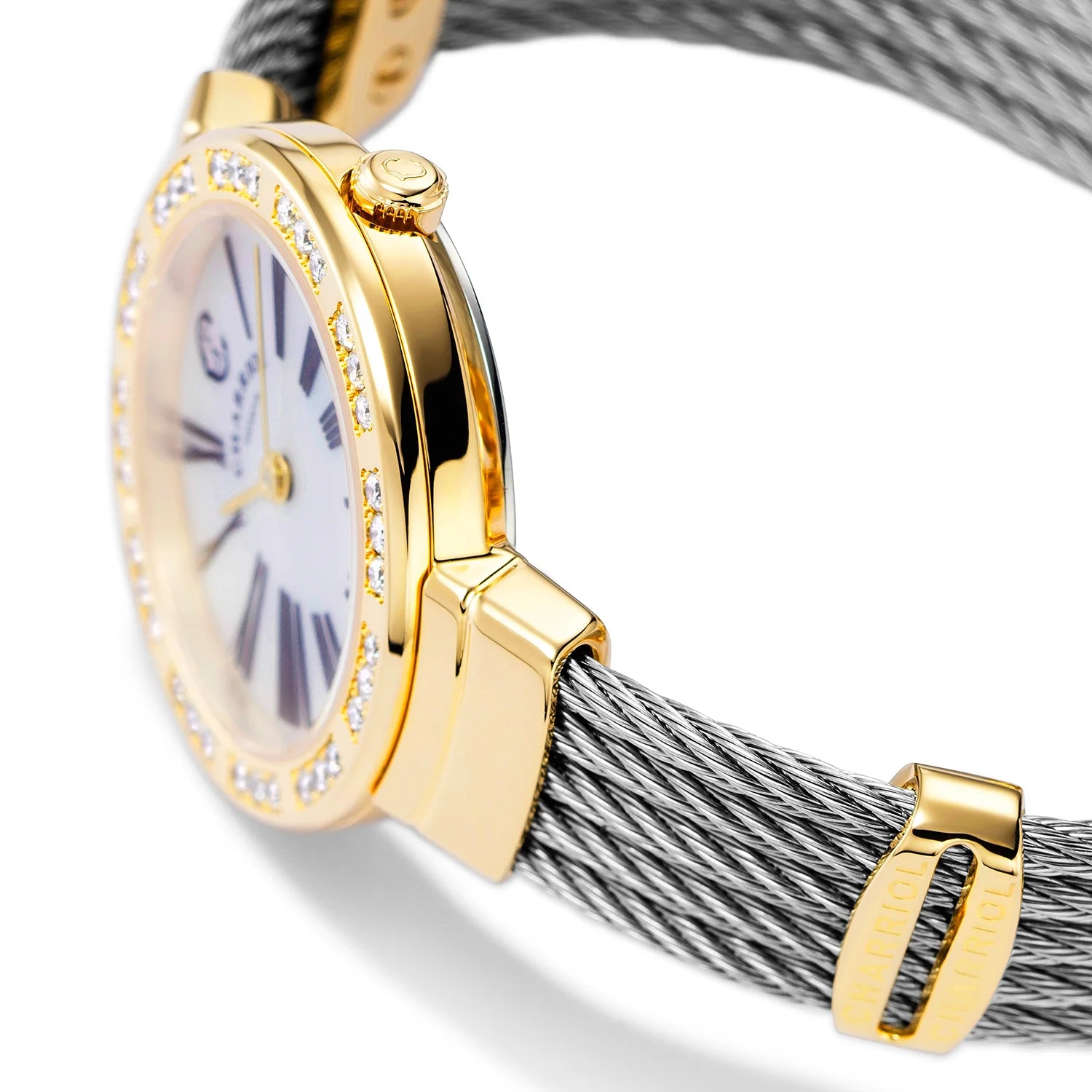 ST TROPEZ, 25MM, CALIBRE CUARZO, ESFERA DE PERLA MADRE, PVD ORO AMARILLO CON 36 DIAMANTES, PULSERA DE CABLE DE ACERO - Charriol Geneve - Watch