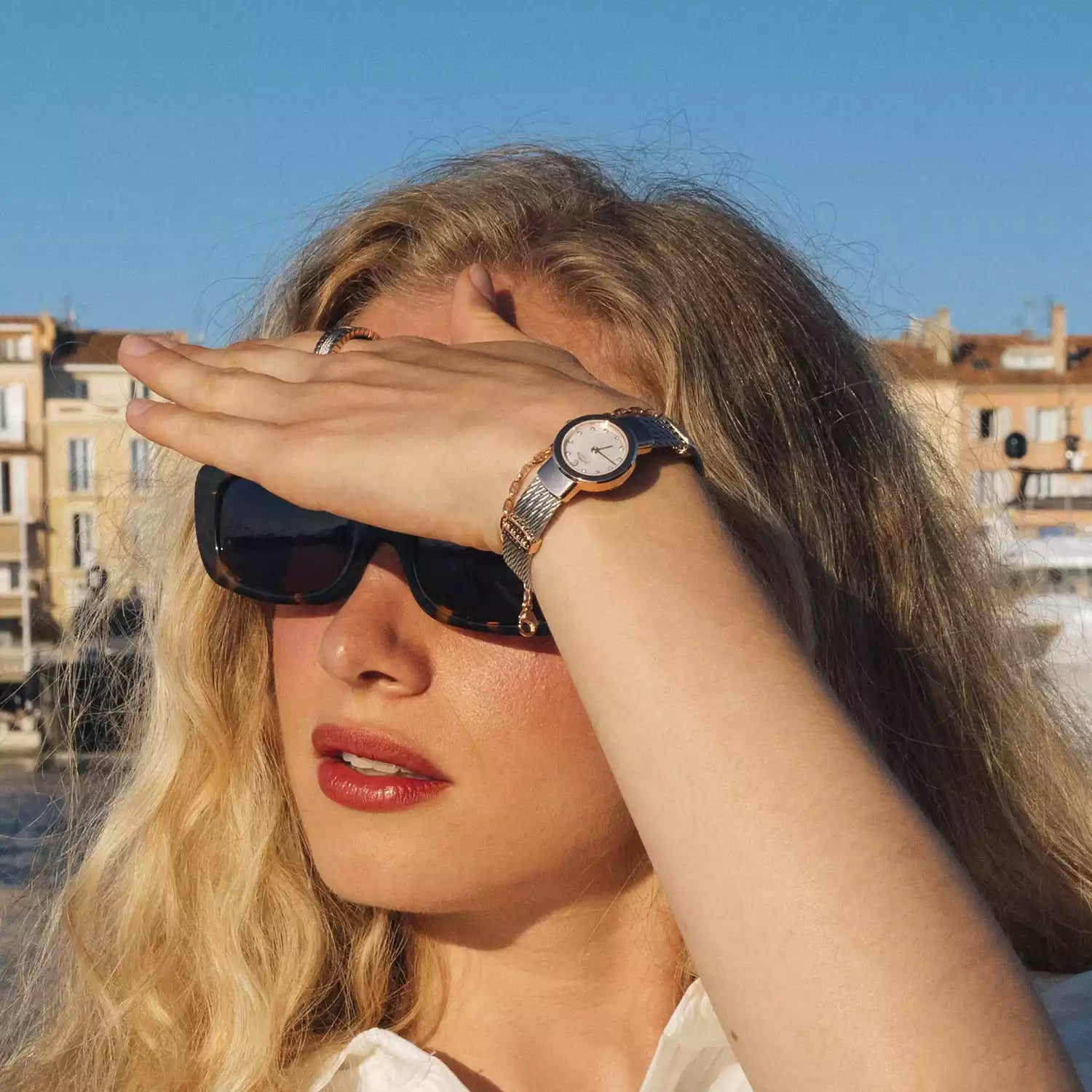 ST TROPEZ, 20MM, CUARZO CALIBRE, PERLA MADRE CON 11 DIAMANTES DIAL, ACERO ORO ROSA PVD BEZEL, ACERO CABLE PULSERA - Charriol Geneve - Watch